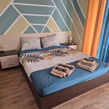 Apartament тристаен еуфория, влас